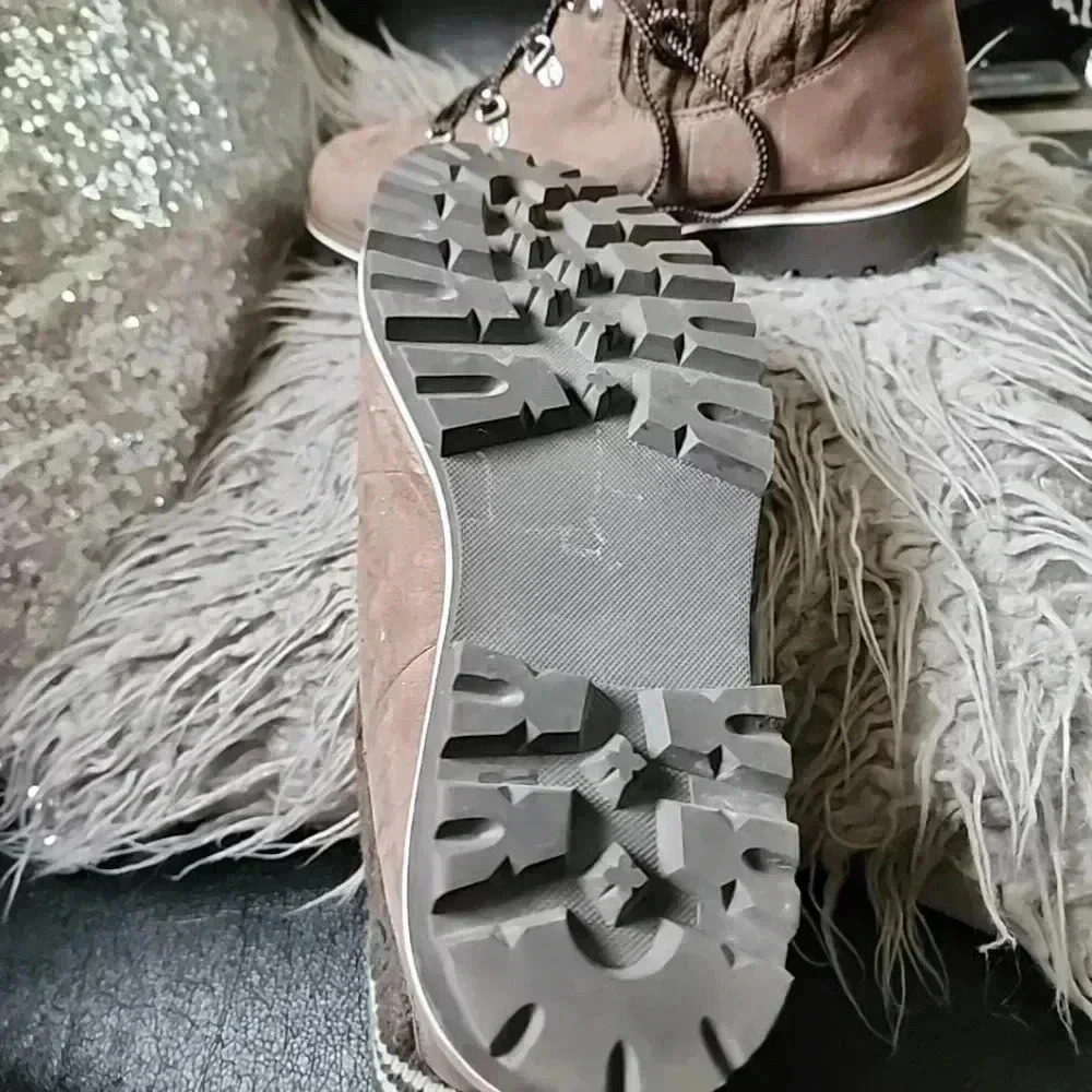 Torrid Women's Hiker Boots. Size 11 - Picture 6 of 11